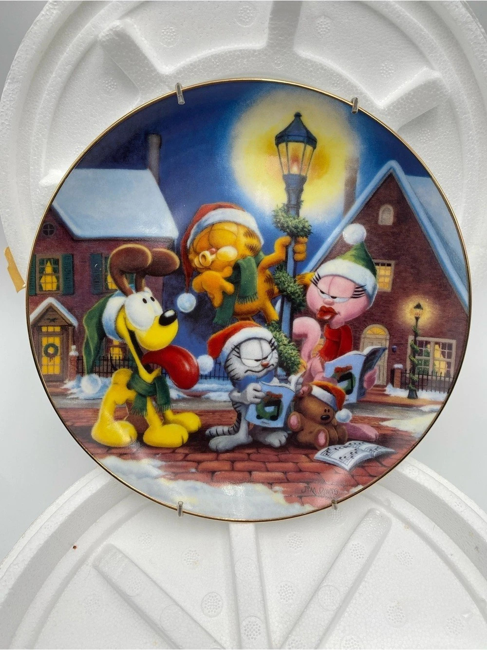 Vintage Garfeld Sounds of Christmas Collectible Plate